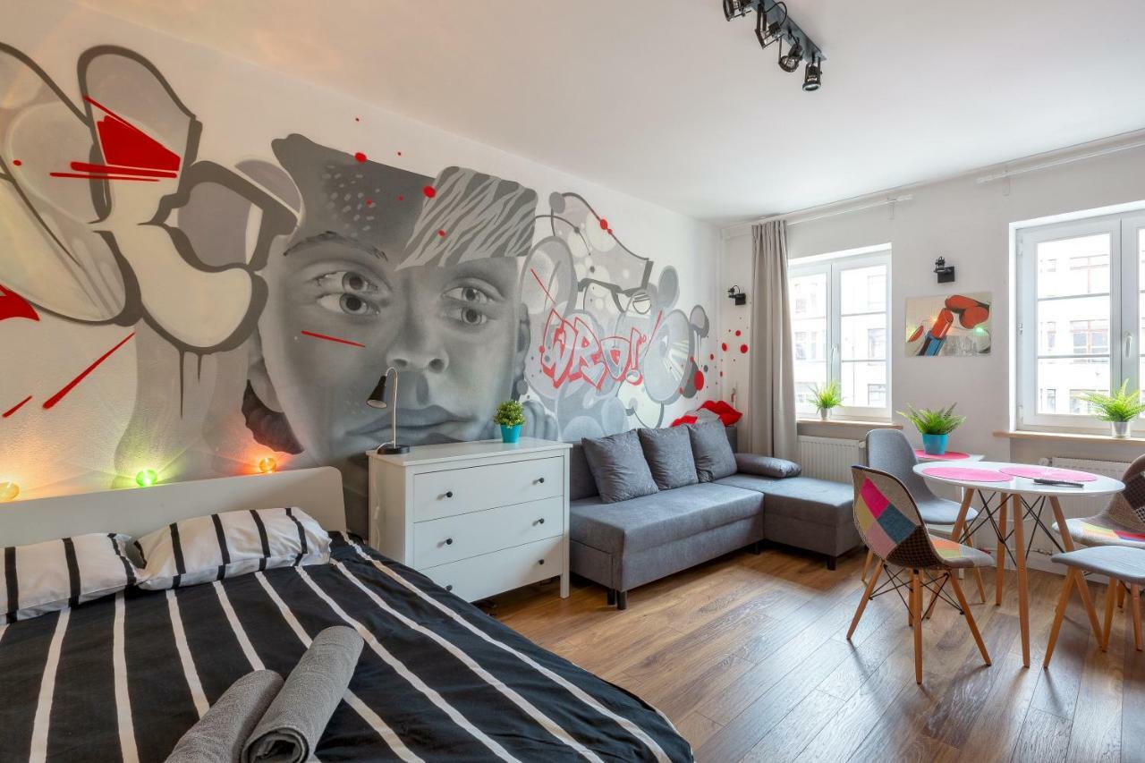Appartement Lipstick House Rynek à Wrocław Extérieur photo