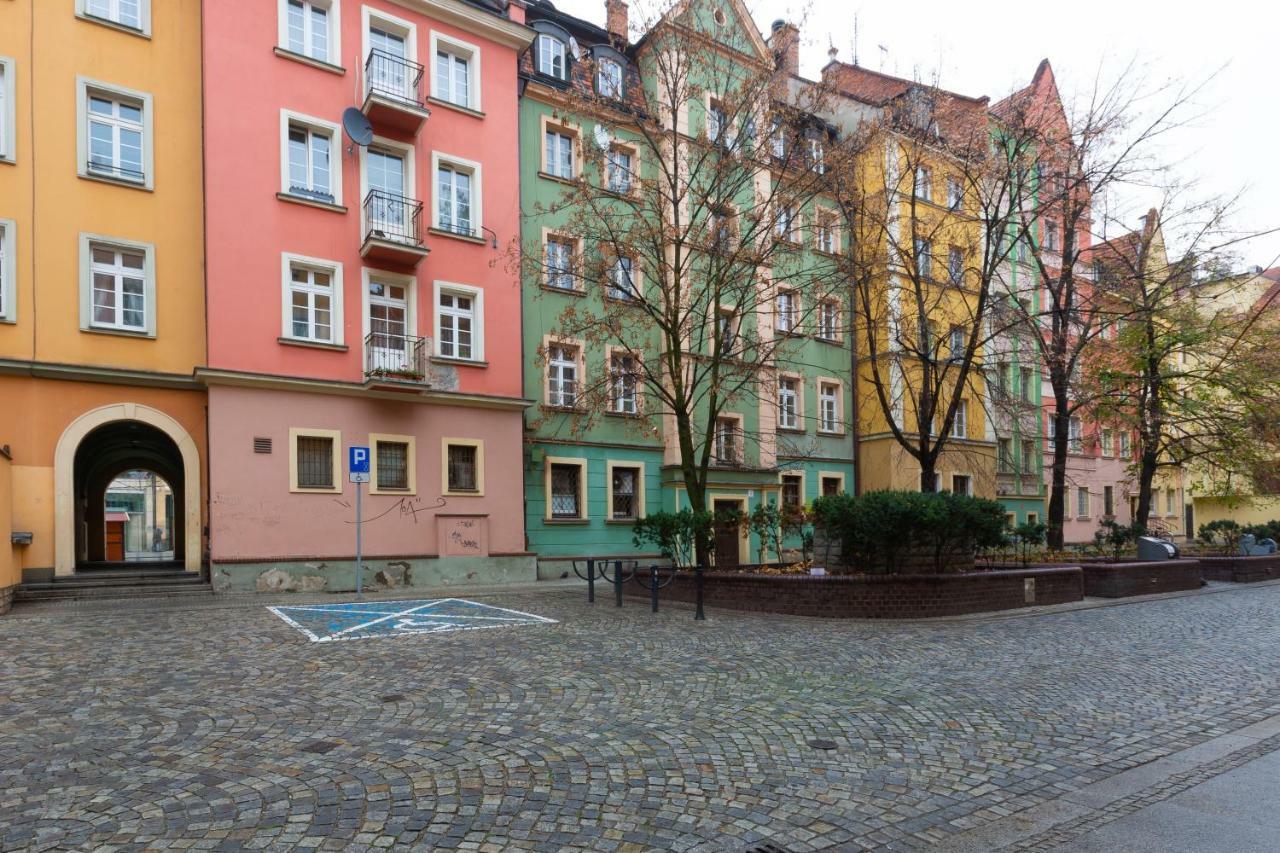 Appartement Lipstick House Rynek à Wrocław Extérieur photo